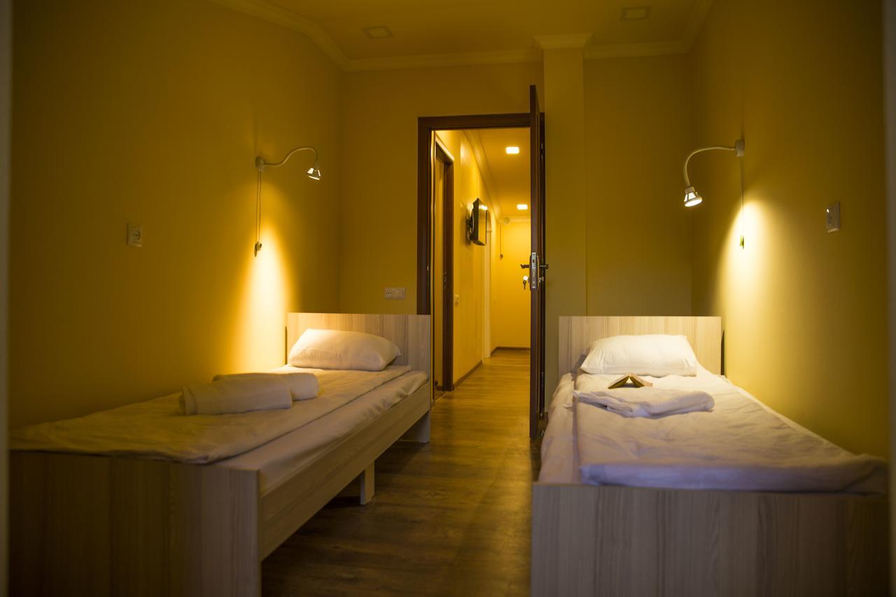 Your Hostel Erivan Dış mekan fotoğraf