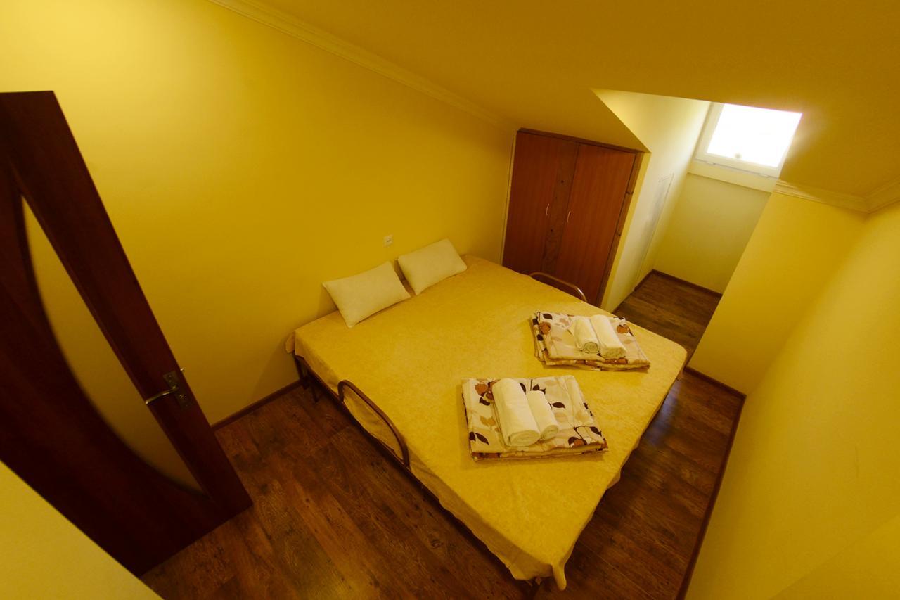 Your Hostel Erivan Dış mekan fotoğraf