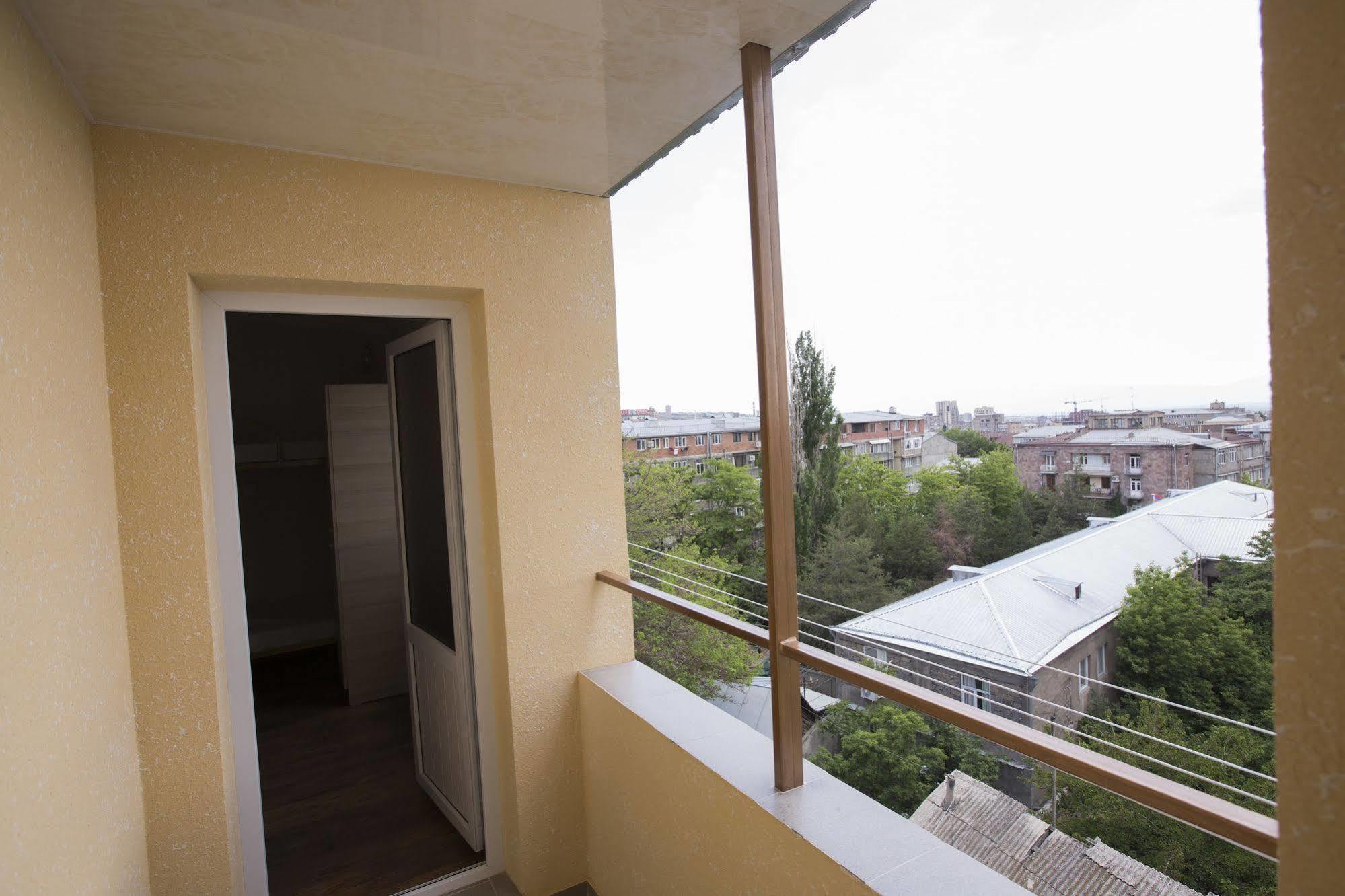 Your Hostel Erivan Dış mekan fotoğraf