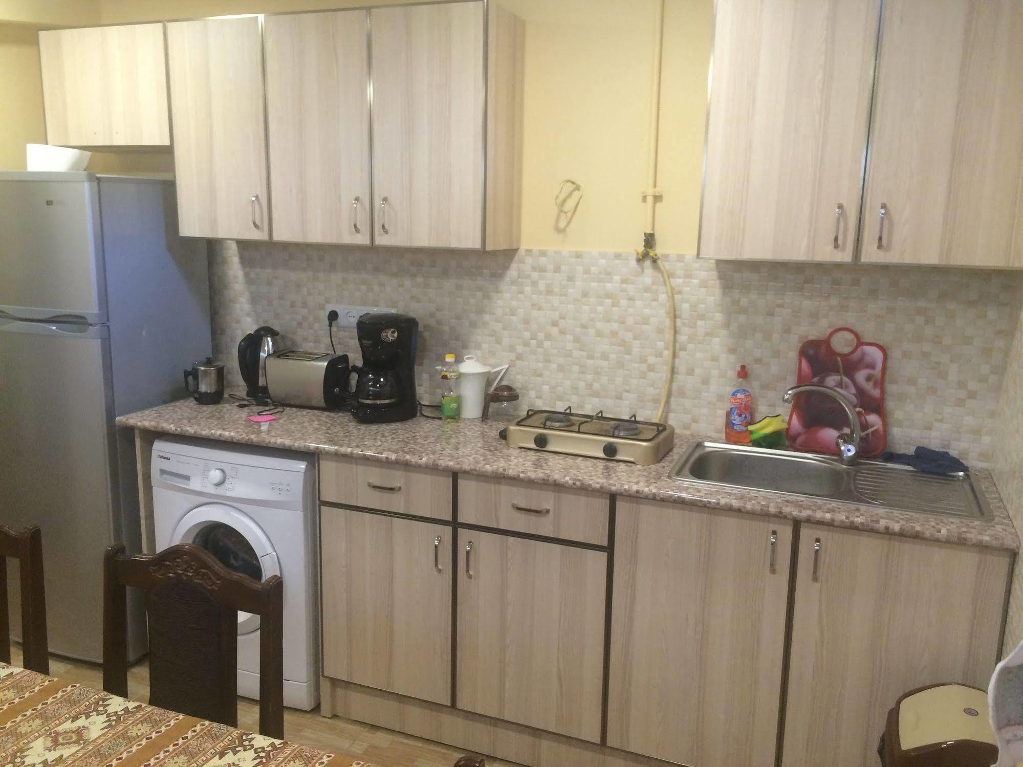 Your Hostel Erivan Dış mekan fotoğraf
