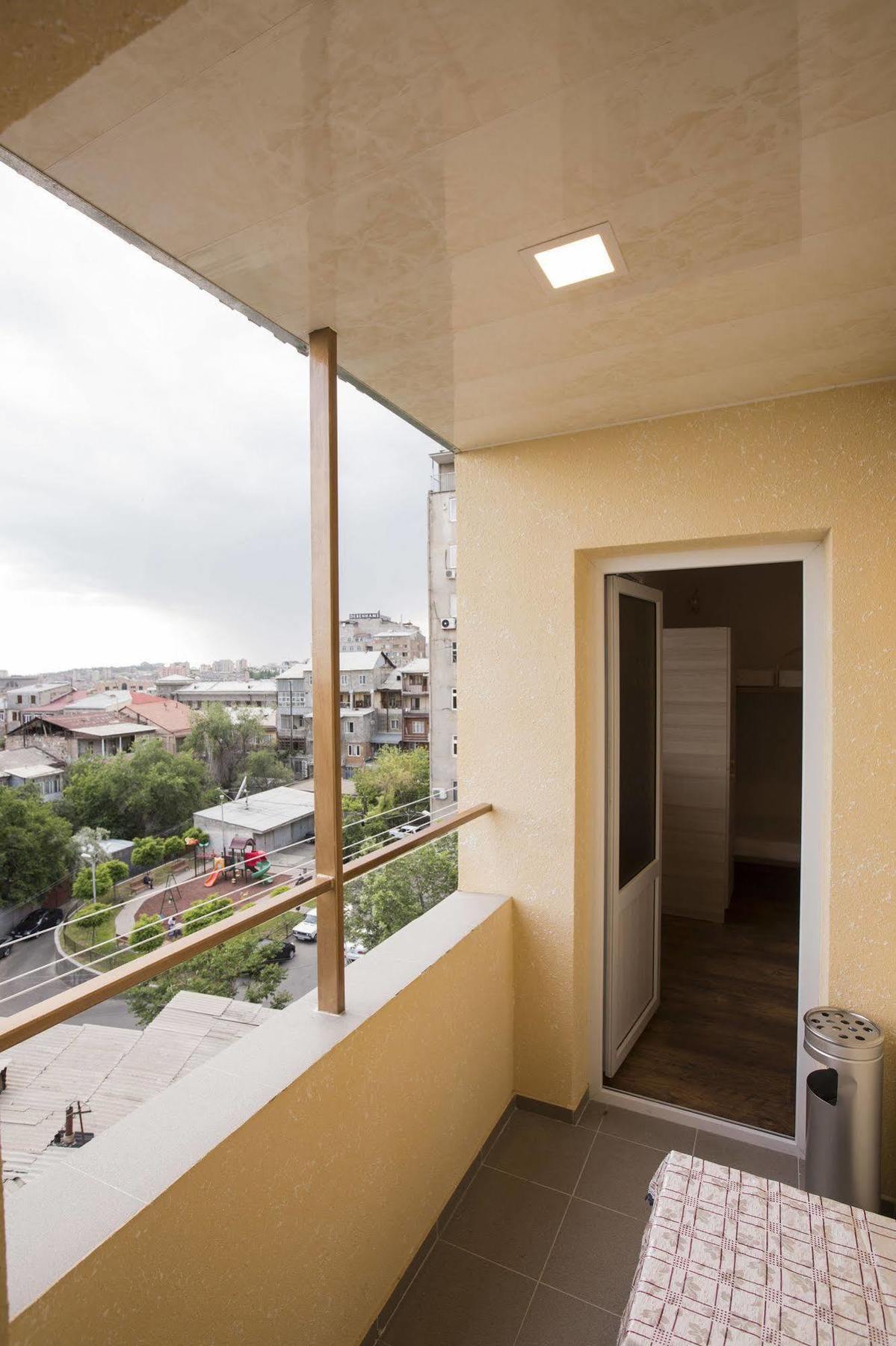 Your Hostel Erivan Dış mekan fotoğraf